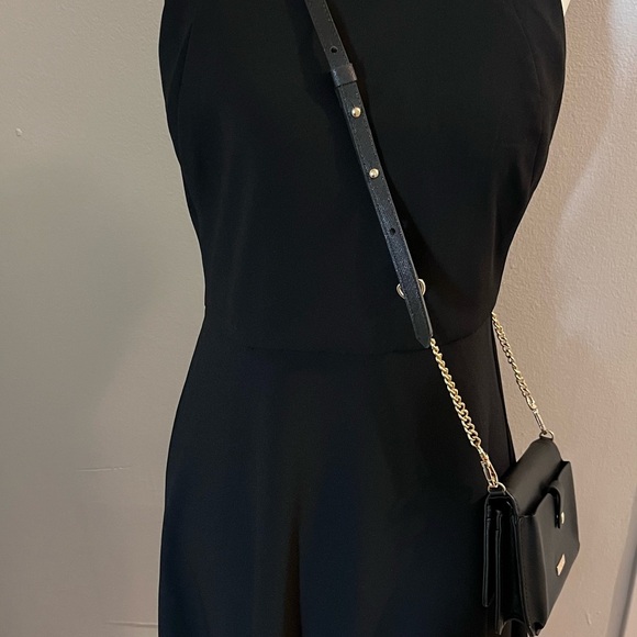 Aritzia Babaton Petros Dress Black
Halter Skater Simple Chic 8 - Picture 5 of 8